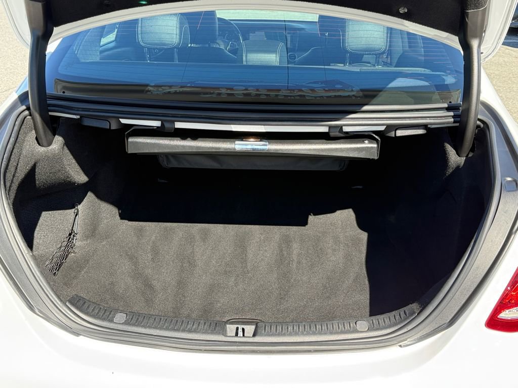 Used 2017 Mercedes-Benz E 300 E 300 image 26