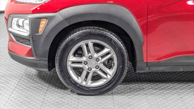 Used 2021 Hyundai Kona SE image 34