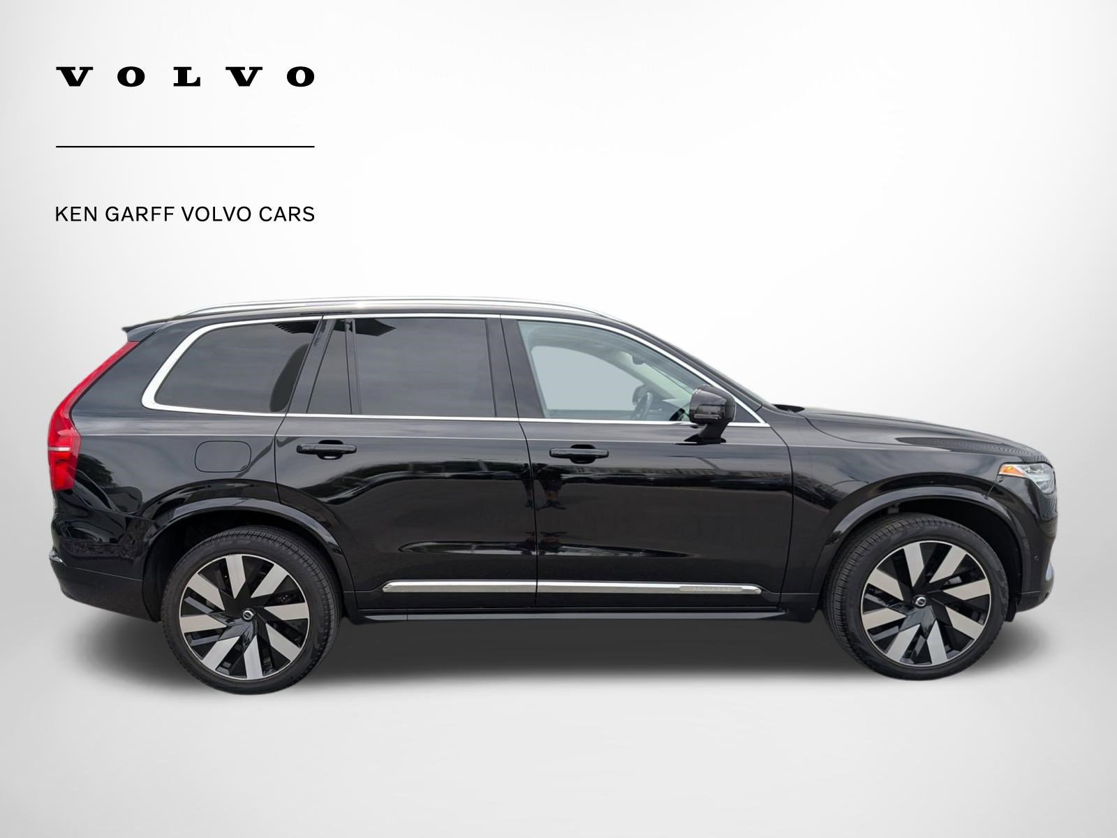 Used 2023 Volvo XC90 T8 Ultimate w/ Lounge Package AWD/4WD image 2