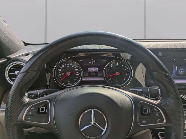 Used 2018 Mercedes-Benz E 300 image 30