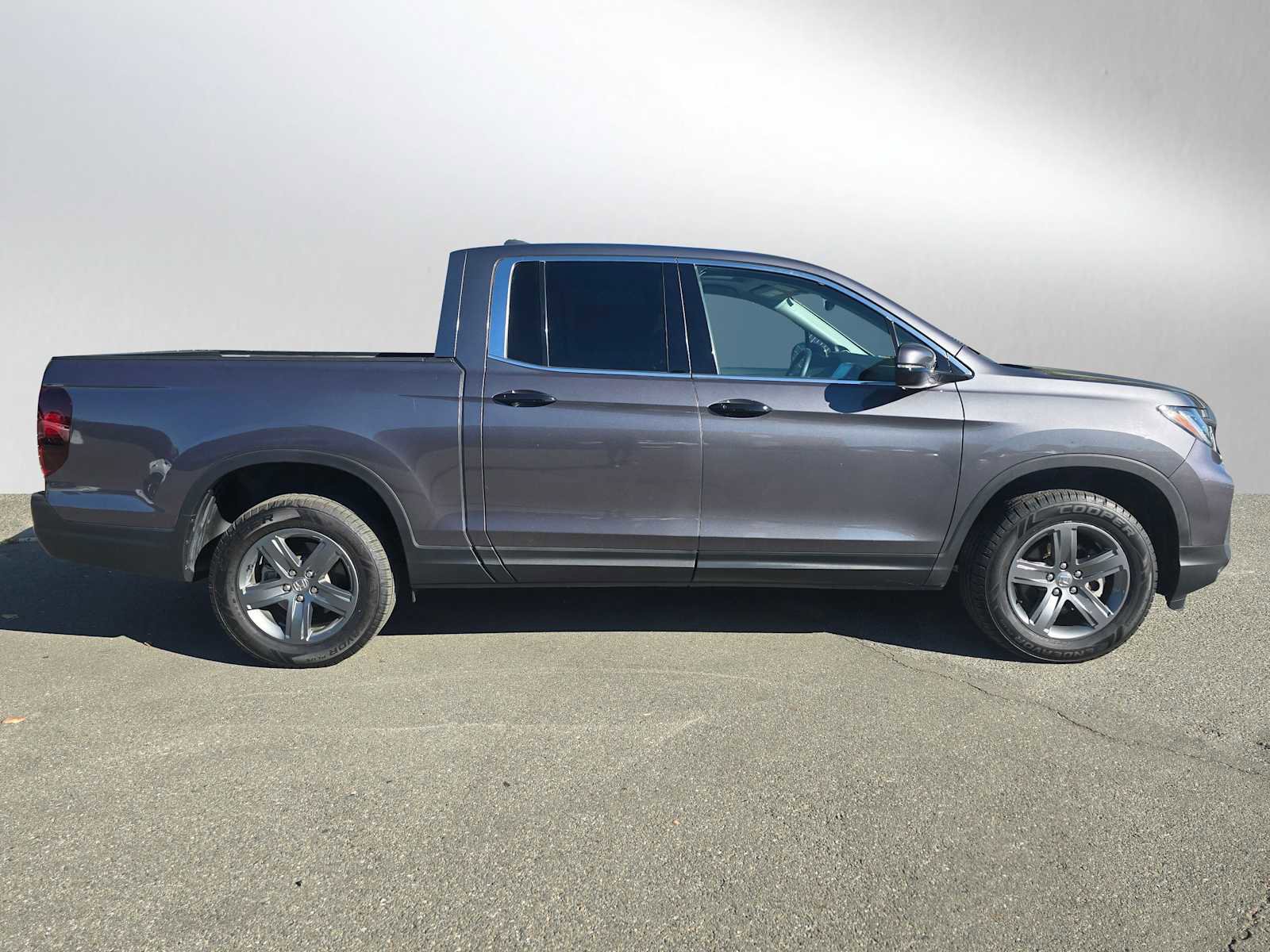 Used 2022 Honda Ridgeline RTL-E image 2
