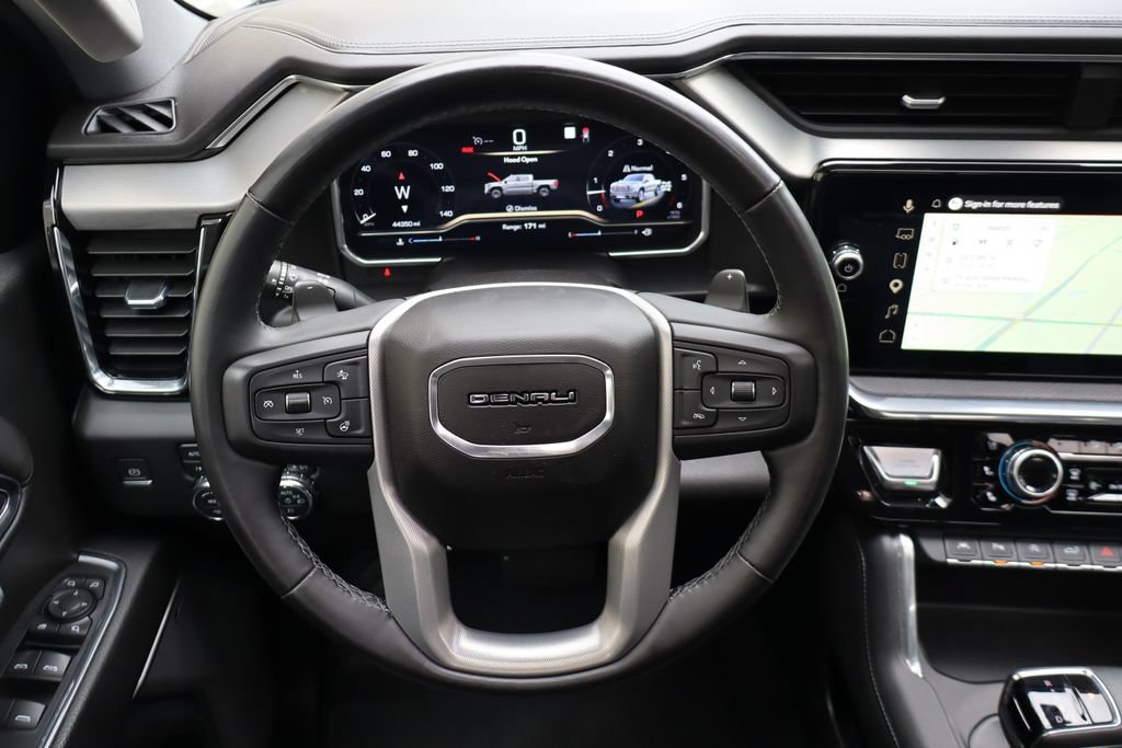 Used 2023 GMC Sierra 1500 Denali w/ Technology Package AWD/4WD image 25