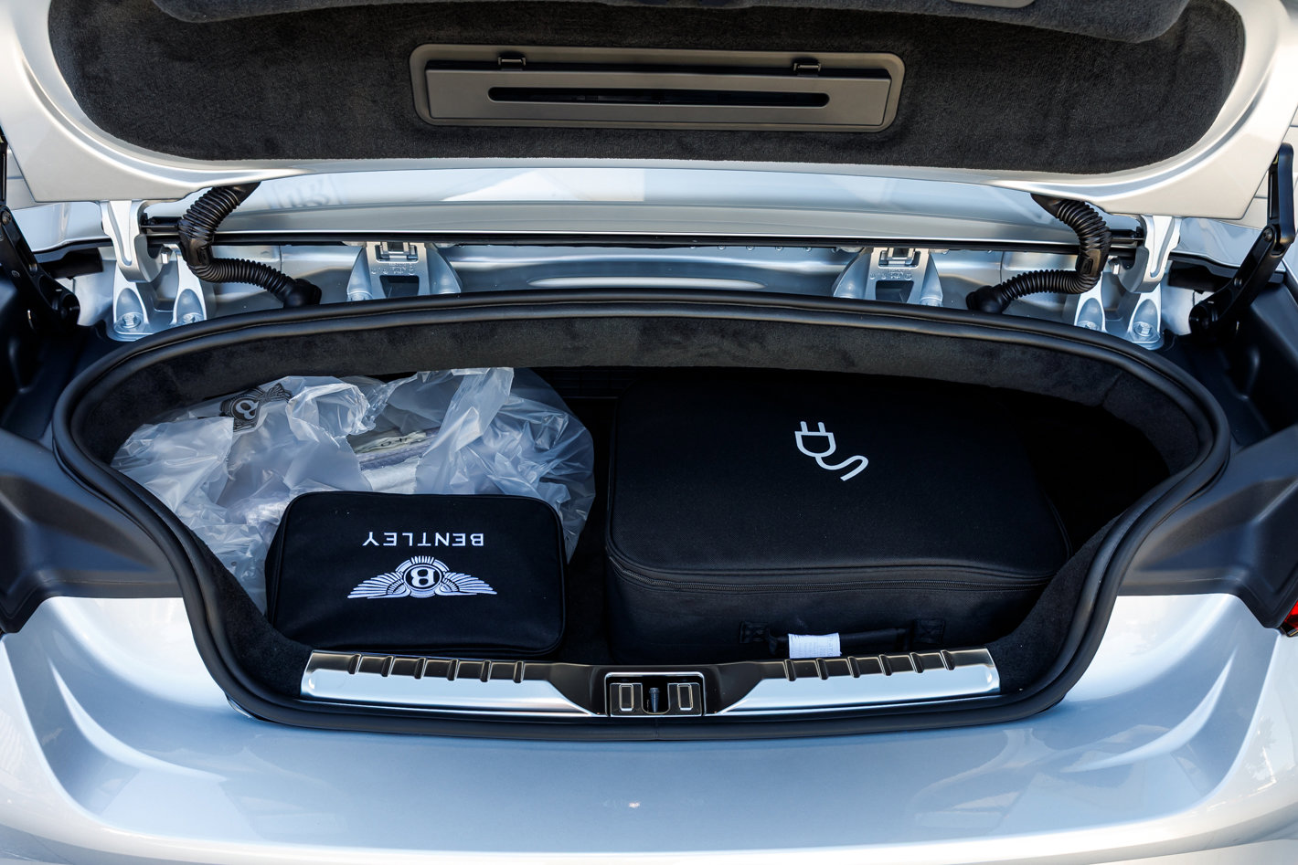 New 2026 Bentley Continental GTC image 34