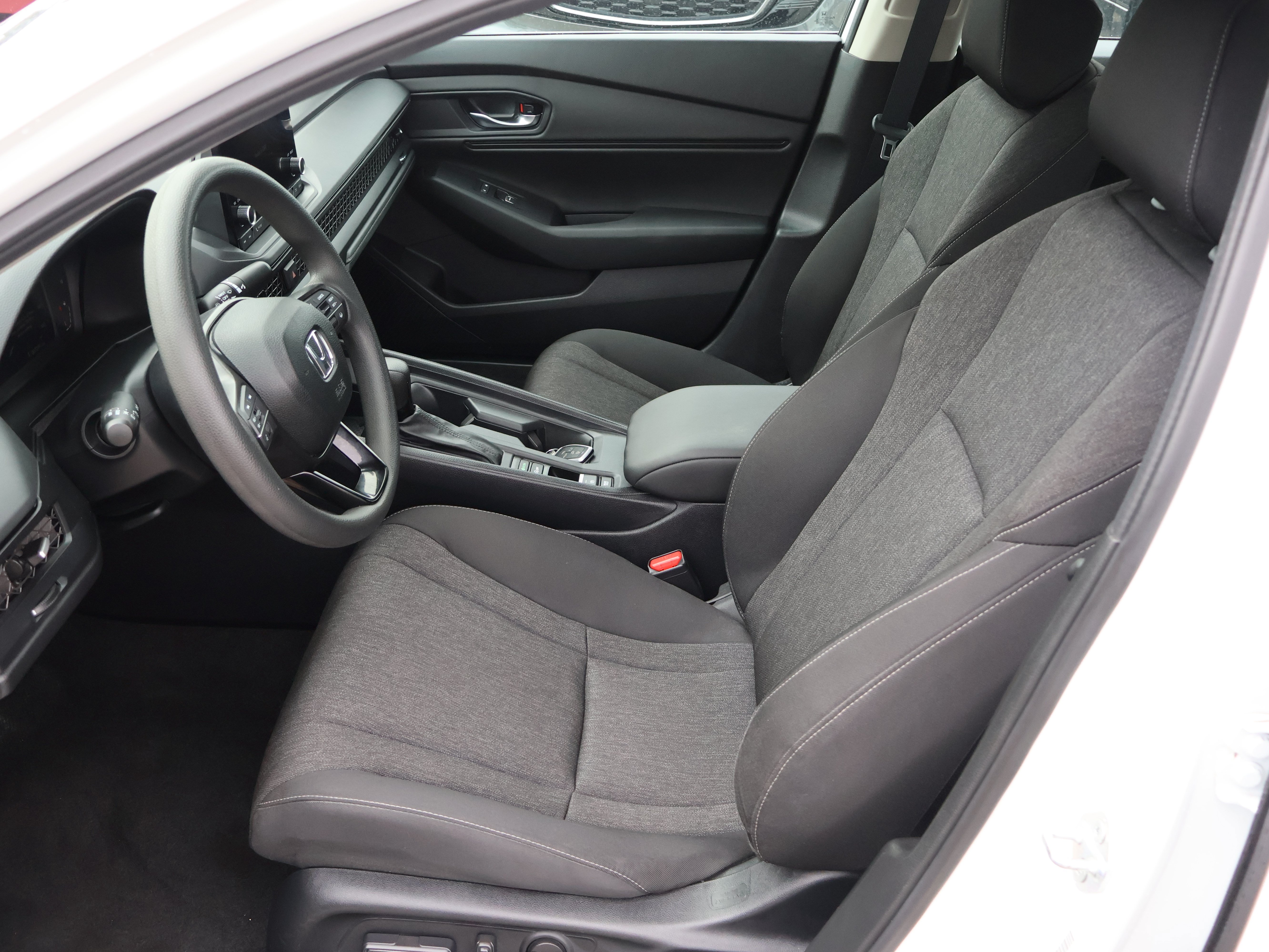 Used 2025 Honda Accord SE image 22