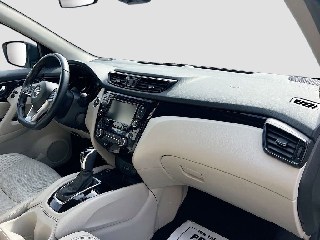 Used 2022 Nissan Rogue Sport SL image 26