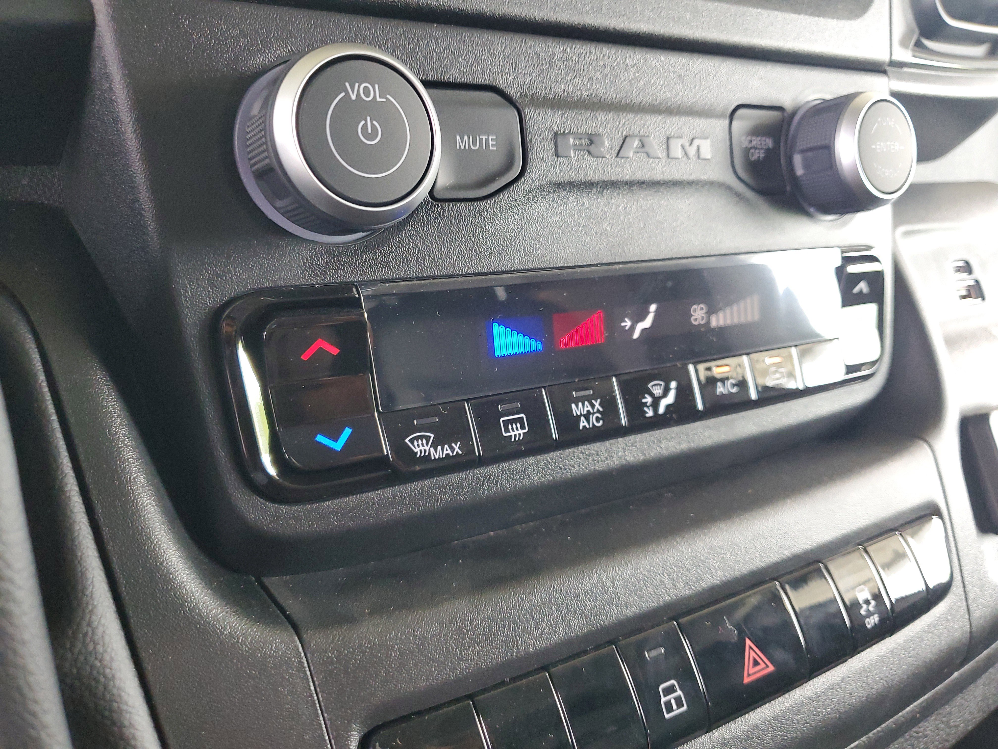 New 2026 RAM ProMaster 1500 w/ Convenience Group FWD image 27