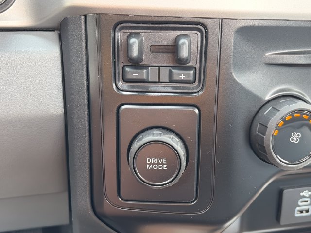 New 2026 Ford F550 2WD Regular Cab Super Duty image 19