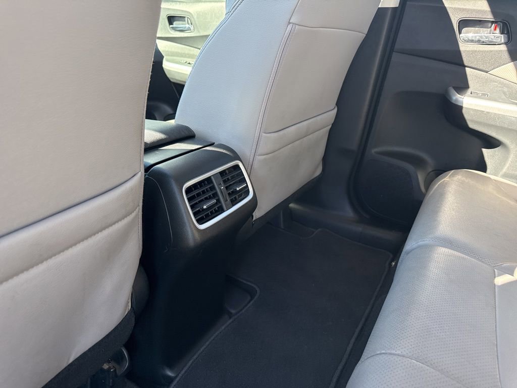 Used 2015 Honda CR-V Touring image 17