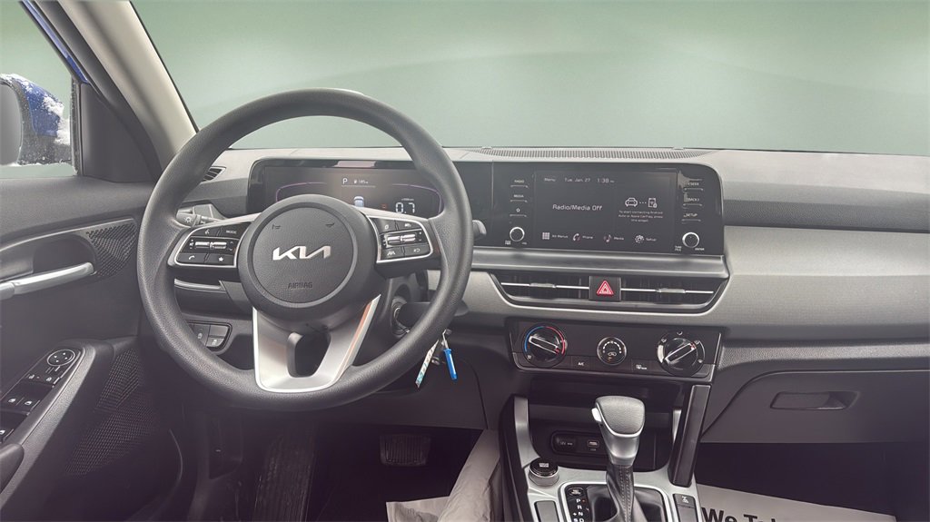 Used 2024 Kia Seltos LX image 13