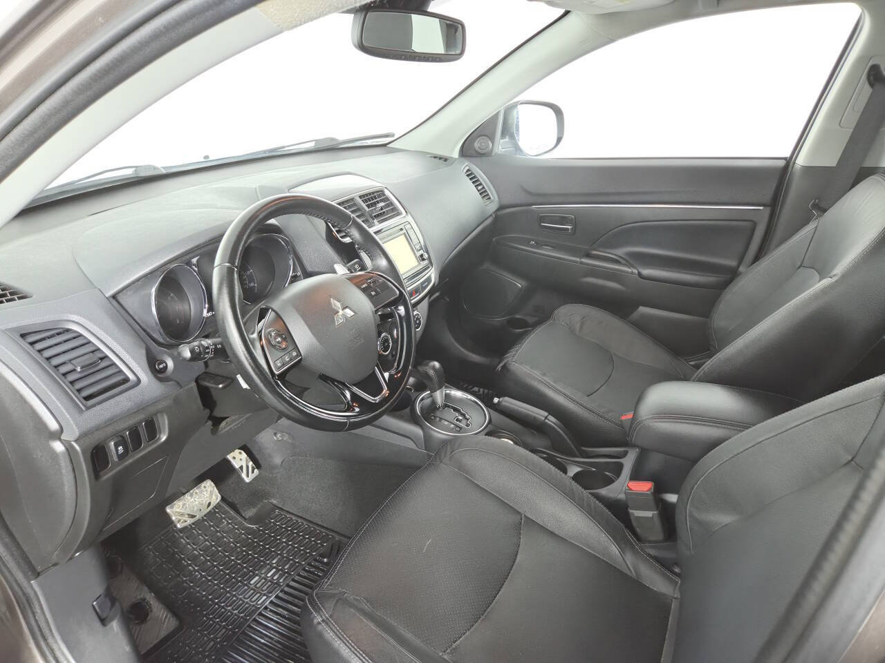 Used 2017 Mitsubishi Outlander Sport SEL AWD/4WD image 15