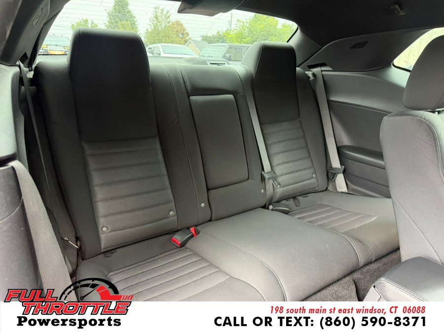 Used 2010 Dodge Challenger SE RWD image 15
