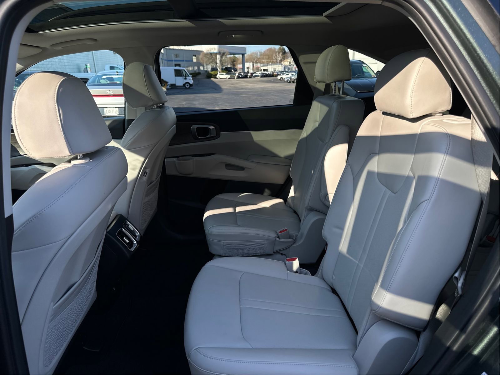 Used 2023 Kia Sorento X-Line EX image 10