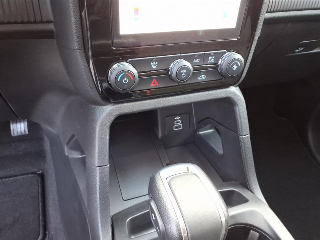 New 2025 Ford Ranger XLT w/ Chrome Accent Package image 14