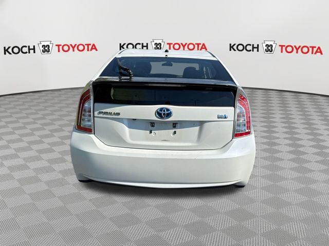Used 2015 Toyota Prius Two FWD image 7