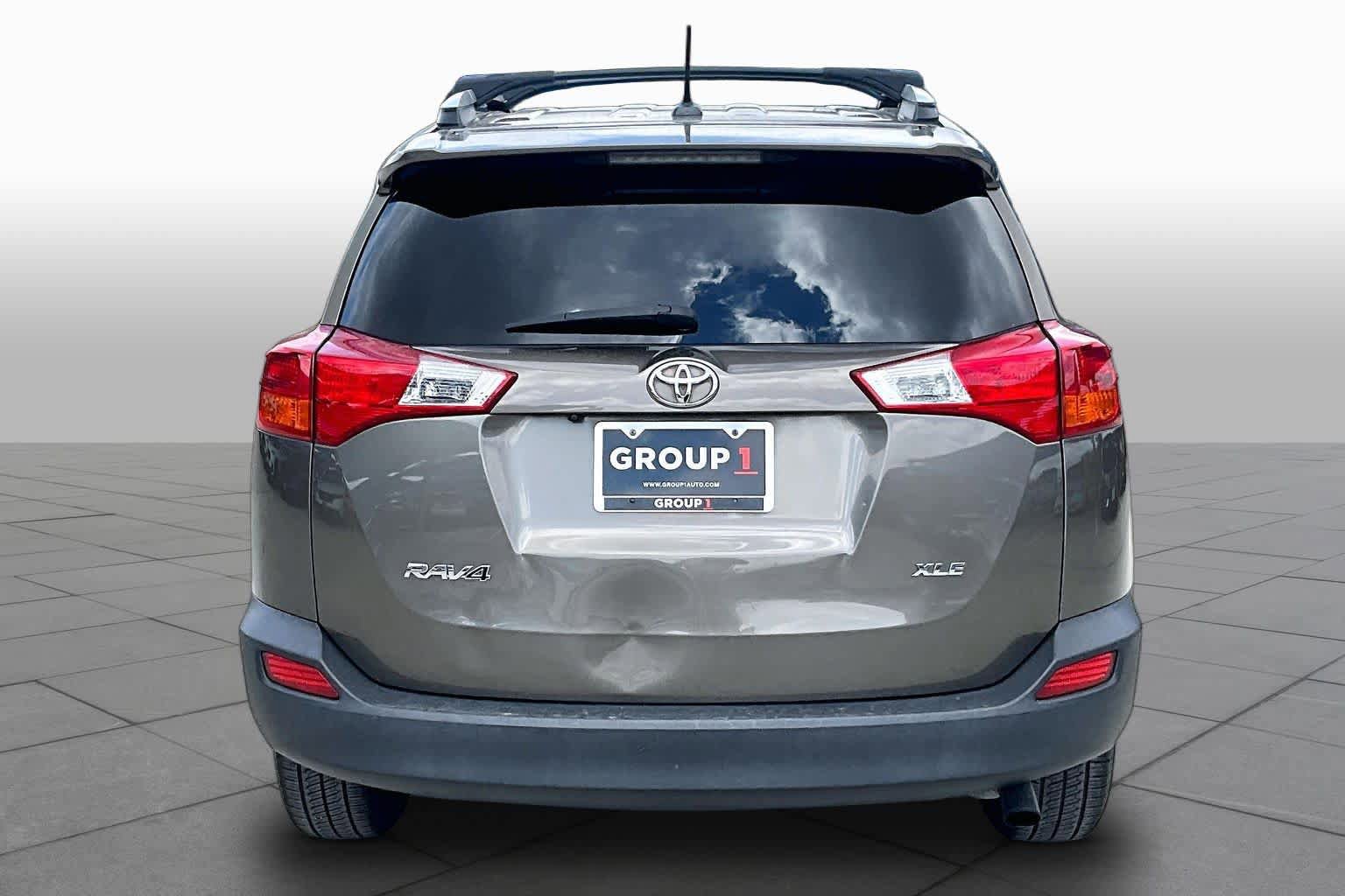 Used 2014 Toyota RAV4 XLE FWD image 5