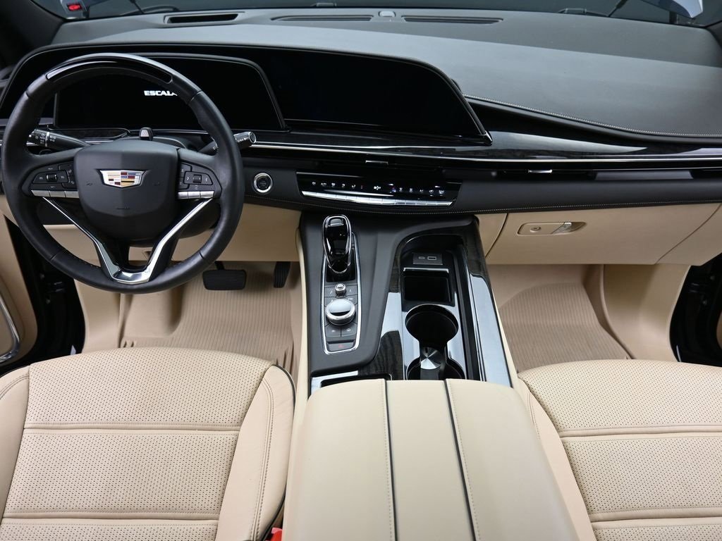Used 2024 Cadillac Escalade ESV Premium Luxury image 11