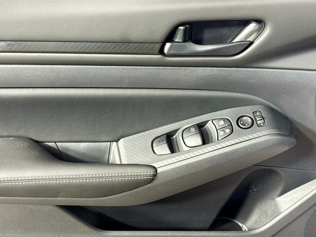 New 2026 Nissan Altima 2.5 SV FWD image 16