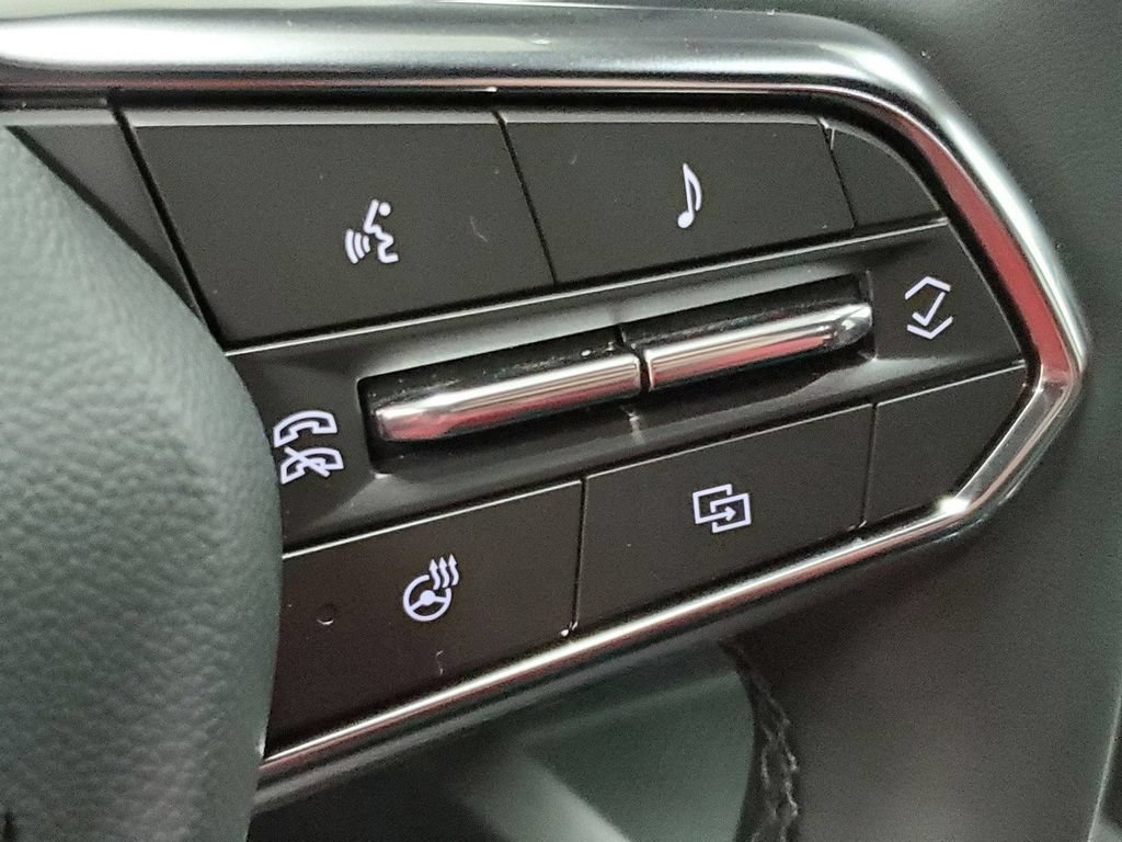 Used 2026 Chevrolet Equinox LT FWD image 30