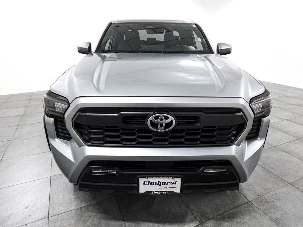 Used 2024 Toyota Tacoma TRD Off-Road AWD/4WD image 3