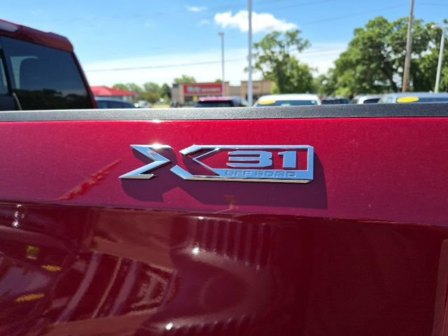 Used 2024 GMC Sierra 1500 Elevation w/ Elevation Premium Package AWD/4WD image 6