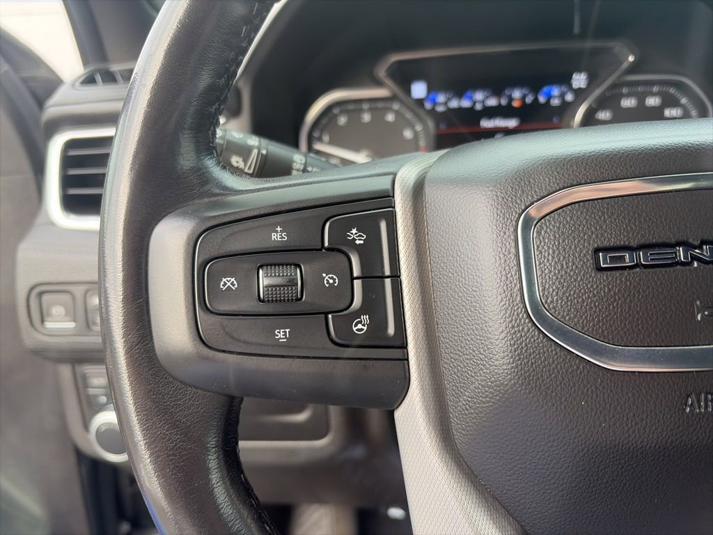 Used 2021 GMC Yukon XL Denali image 18