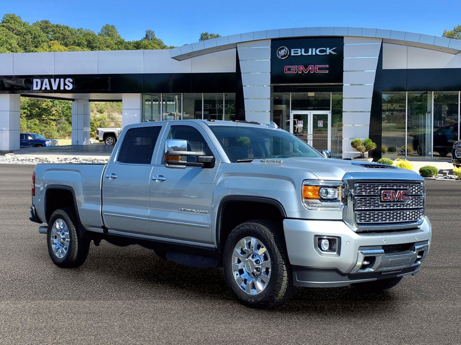 Used 2019 GMC Sierra 2500 Denali w/ Duramax Plus Package