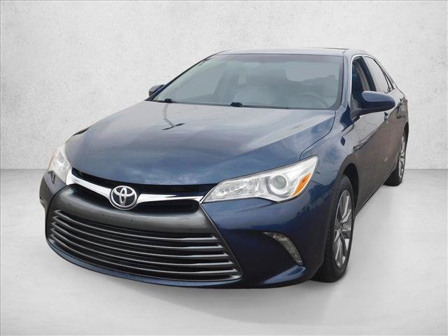 Used 2017 Toyota Camry XLE FWD video 2