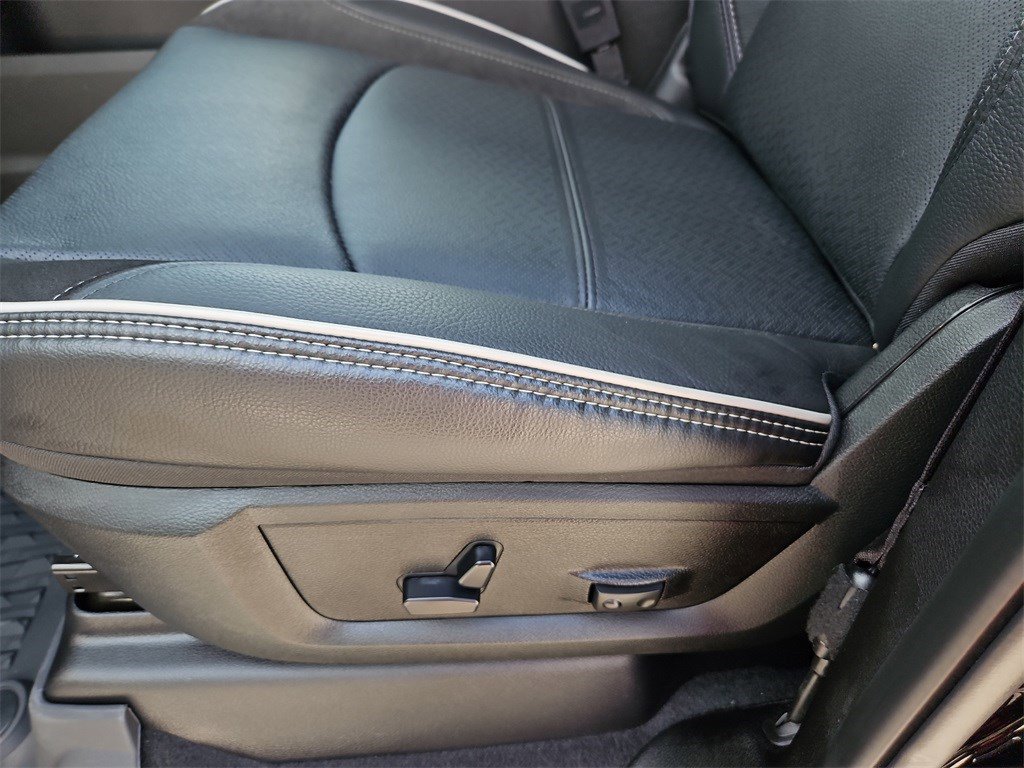 New 2026 RAM 2500 Laramie w/ Sport Appearance Package image 22