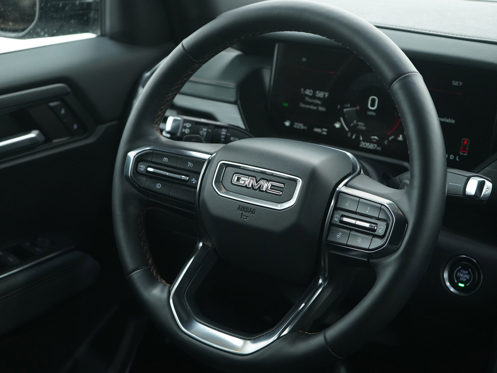 Used 2024 GMC Acadia AT4 w/ LPO, Floor Liner Package image 15