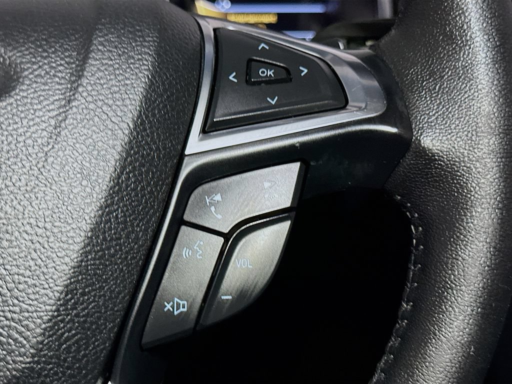 Used 2020 Ford Edge Titanium w/ Equipment Group 301A AWD/4WD image 35