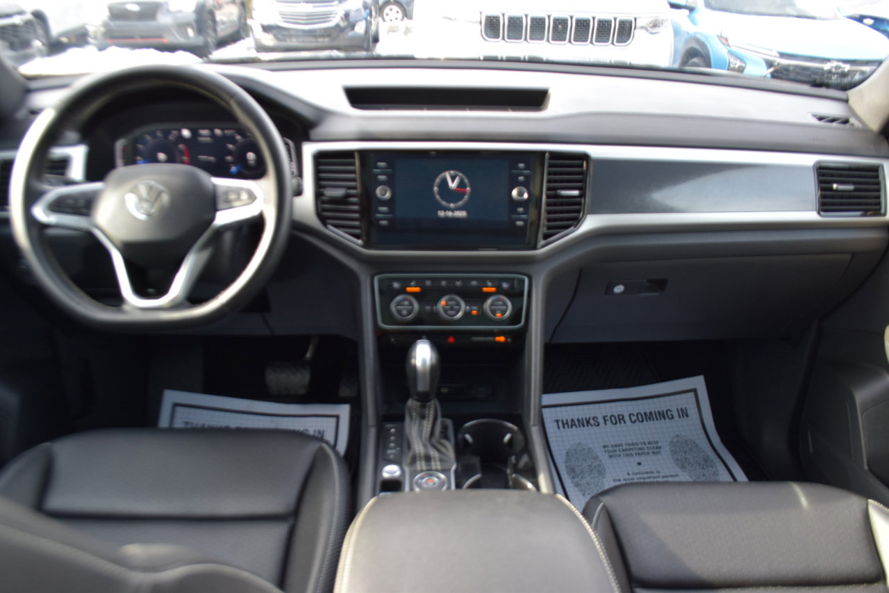 Used 2023 Volkswagen Atlas Cross Sport SEL image 11