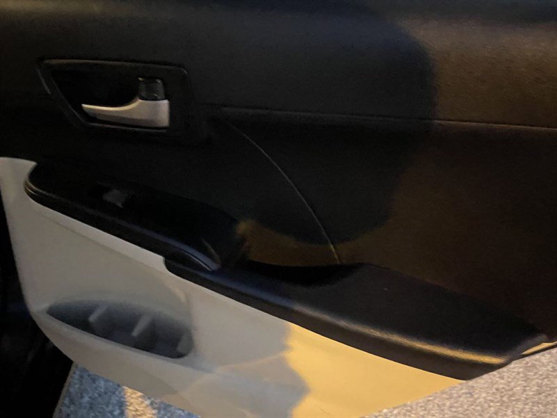 Used 2012 Toyota Camry LE image 18