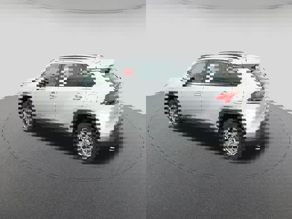New 2025 Toyota RAV4 XLE image 4