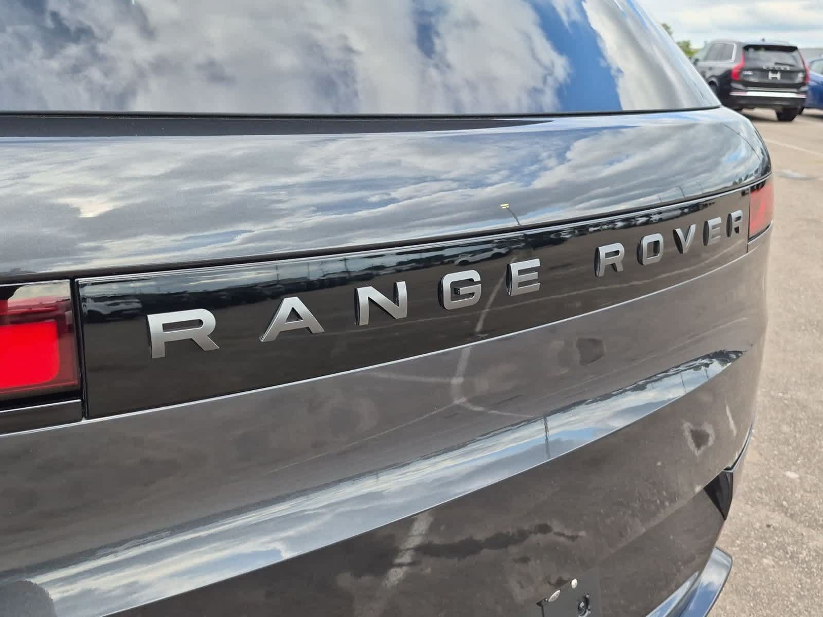 Certified 2024 Land Rover Range Rover Sport Dynamic SE AWD/4WD image 12