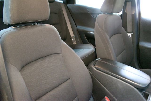 Used 2022 Chevrolet Malibu LT FWD image 11