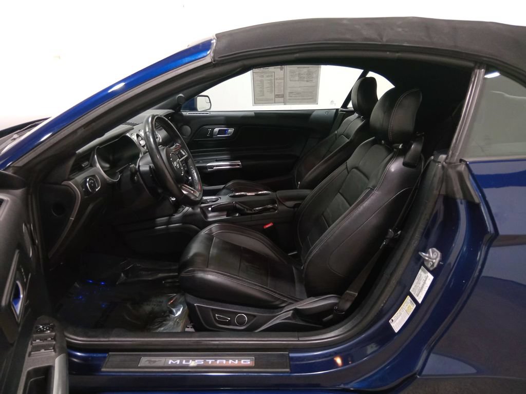 Used 2018 Ford Mustang Premium w/ Equipment Group 201A RWD image 16