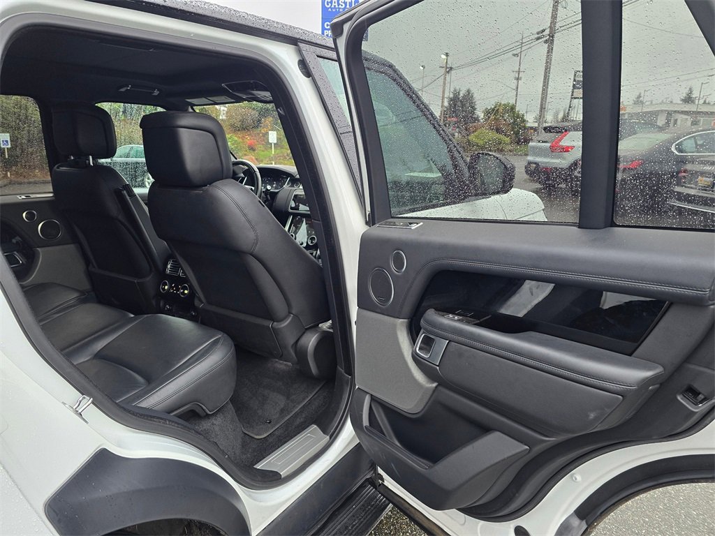 Used 2018 Land Rover Range Rover image 14