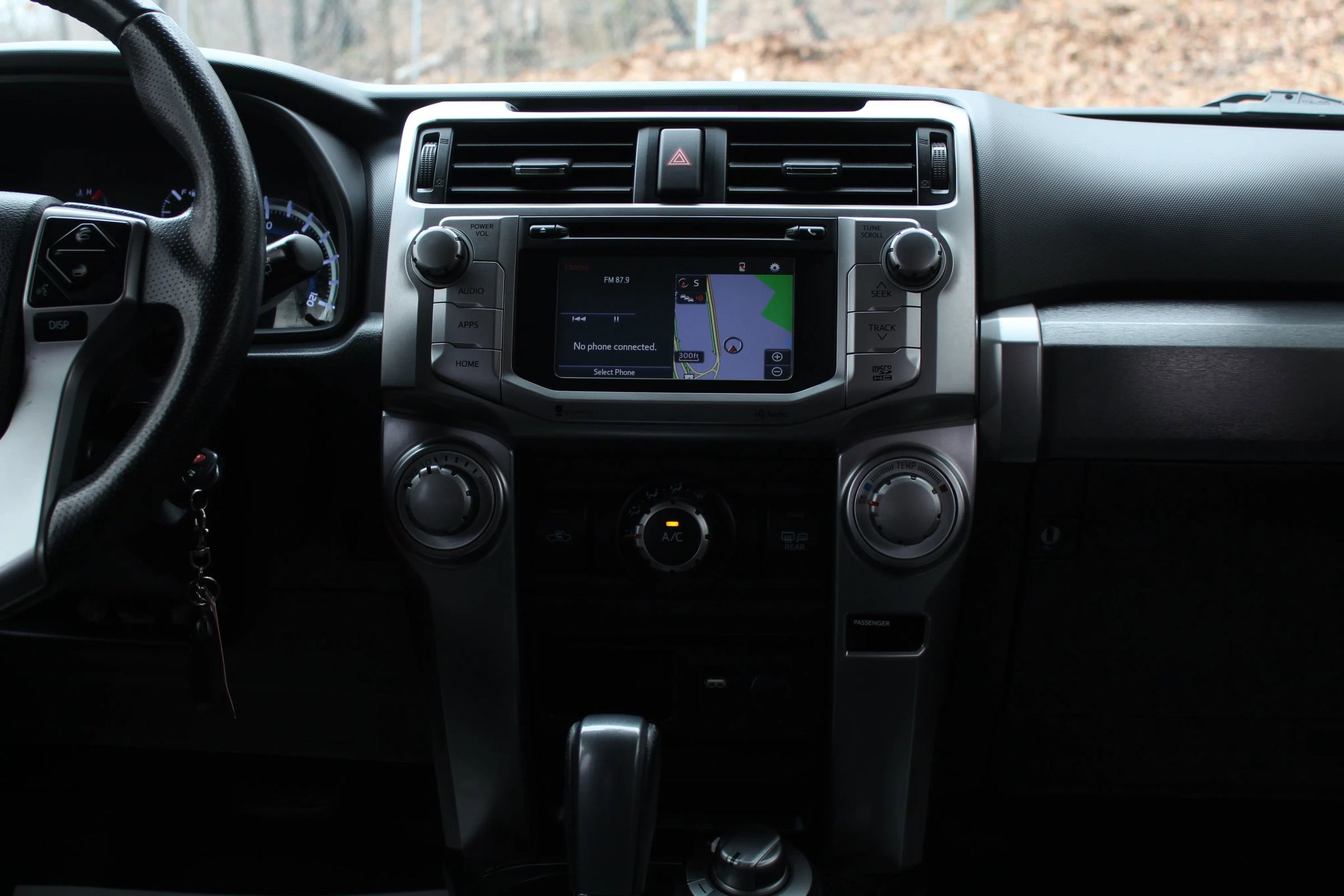 Used 2015 Toyota 4Runner SR5 image 21