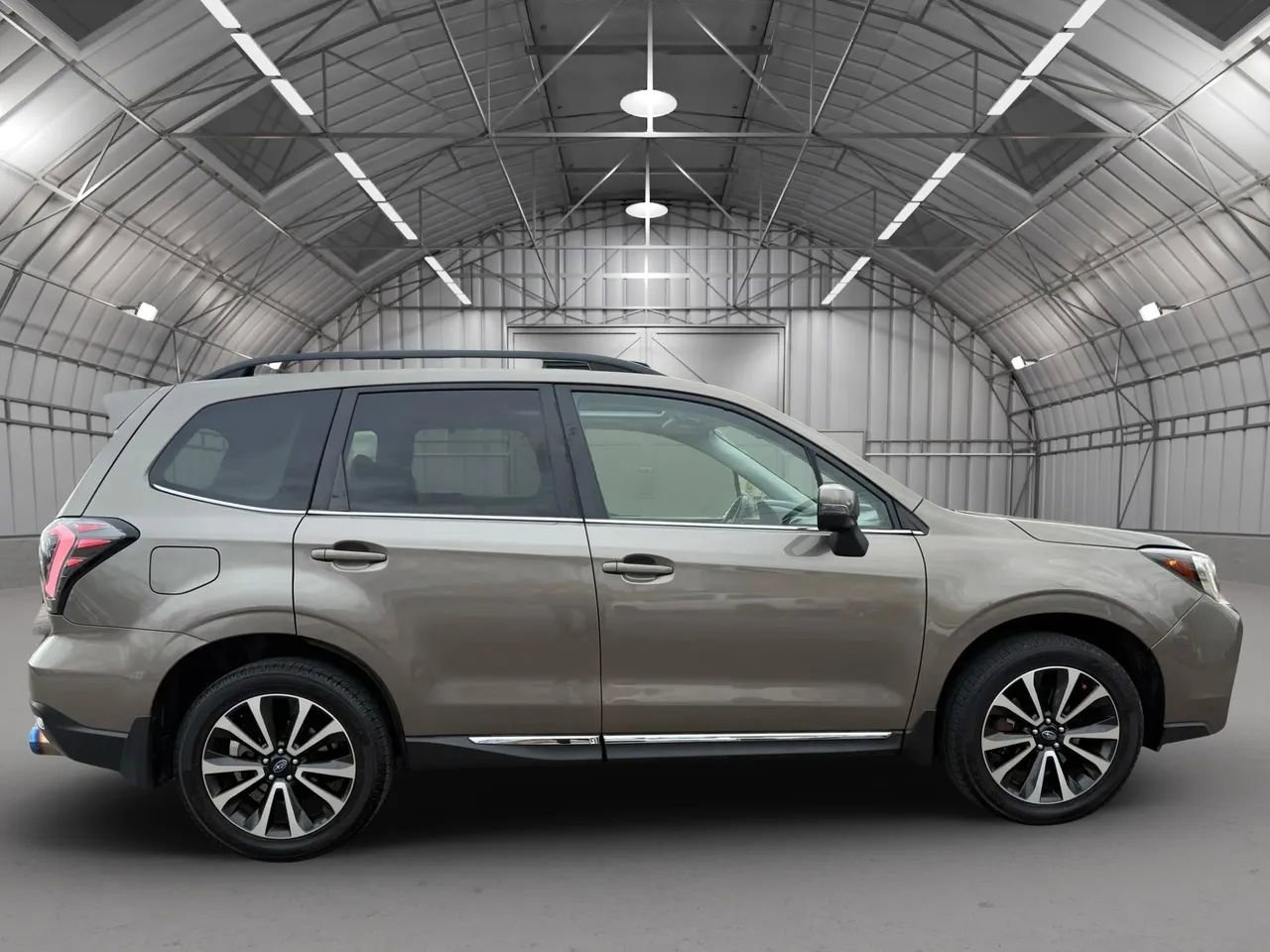 Used 2017 Subaru Forester 2.0XT Touring image 3