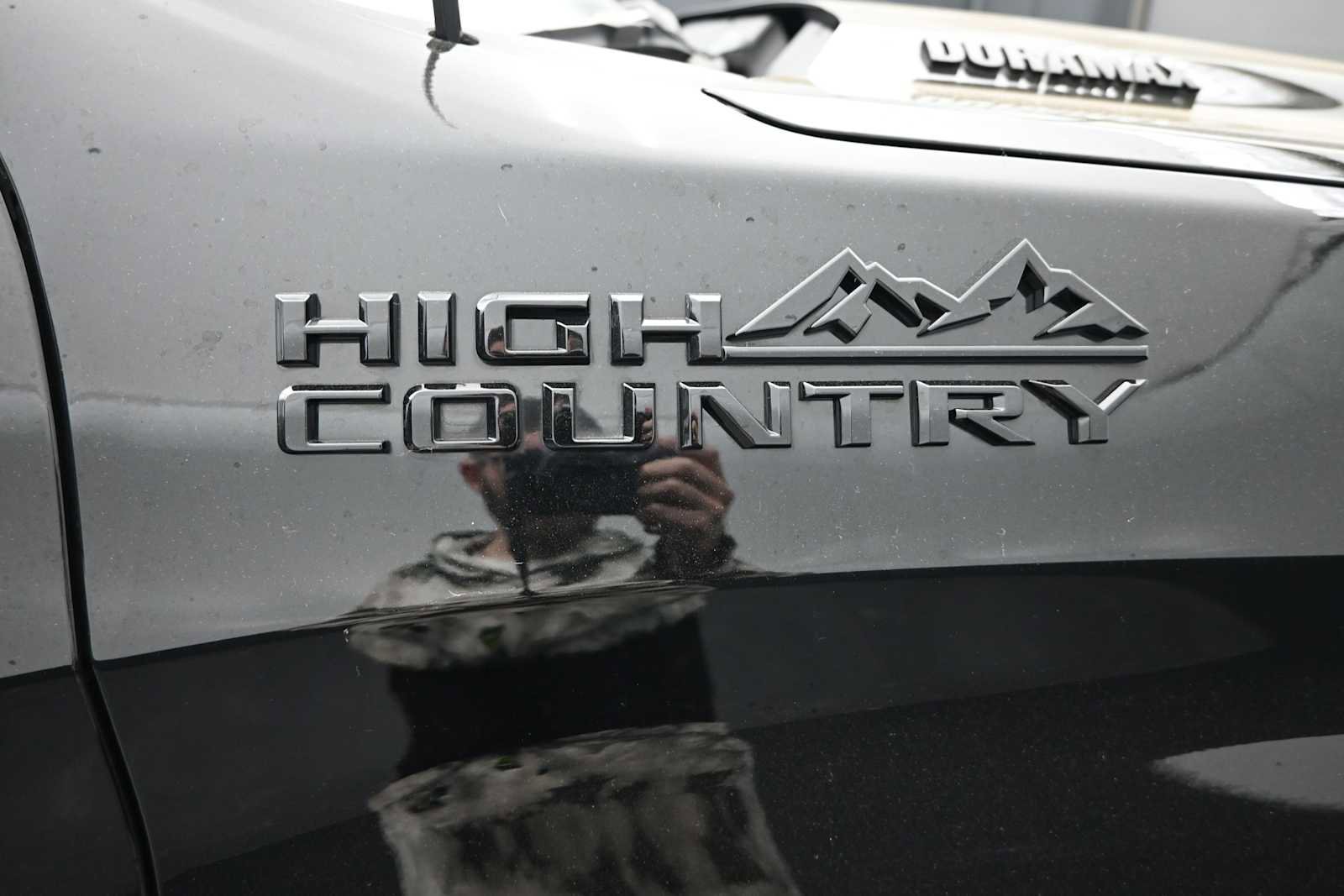 Used 2025 Chevrolet Silverado 1500 High Country w/ Midnight Edition AWD/4WD image 30