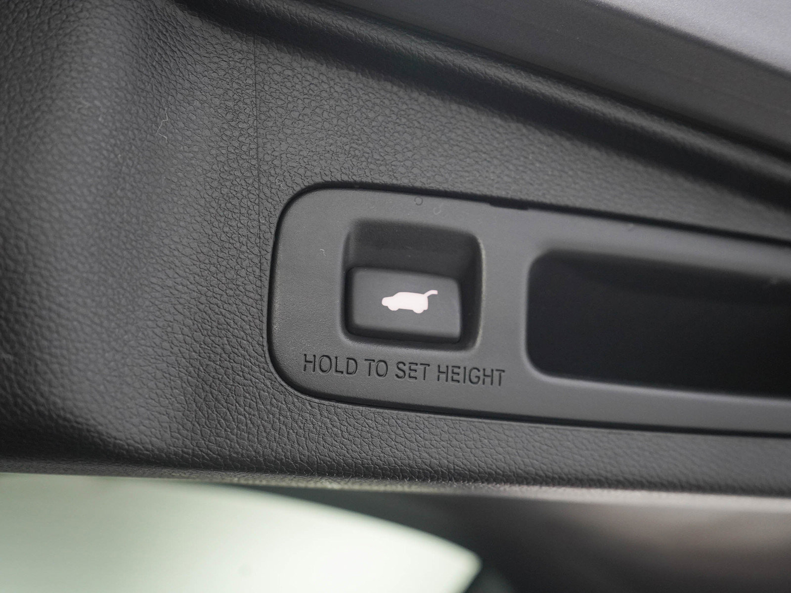Used 2017 Honda CR-V EX-L image 11