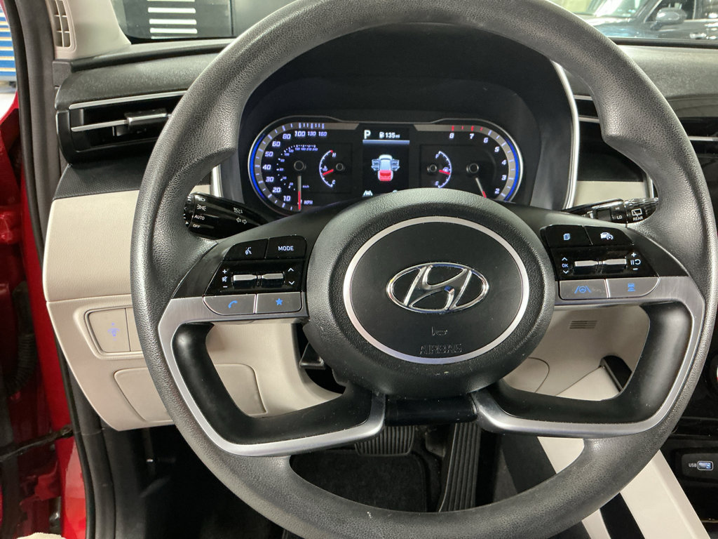 Certified 2022 Hyundai Tucson SEL w/ Cargo Package FWD image 9