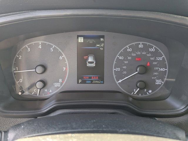 Used 2025 Toyota Corolla Cross LE image 24