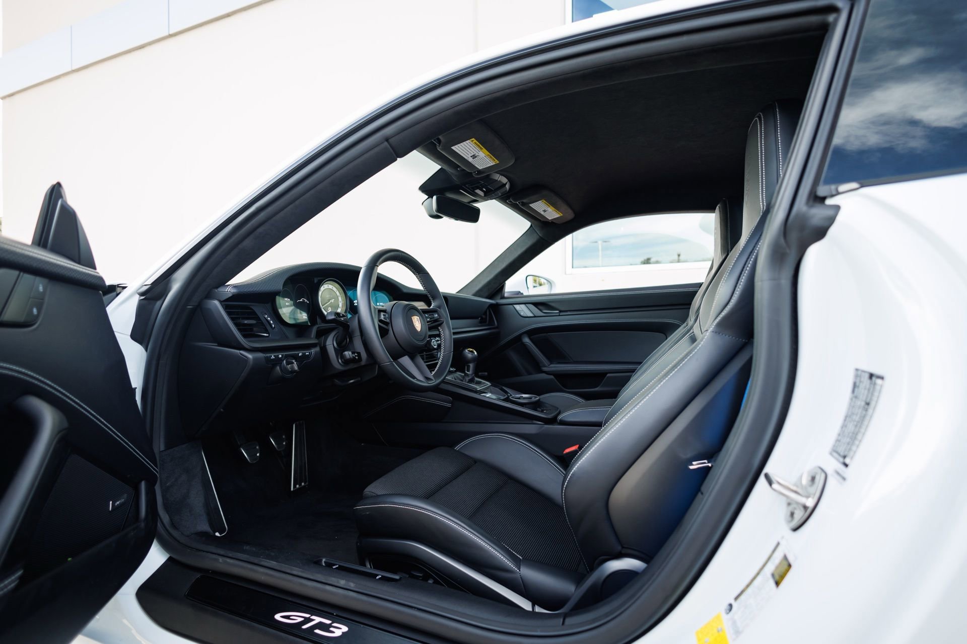 Used 2022 Porsche 911 GT3 image 37