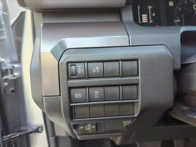 Used 2025 Toyota Tacoma SR5 image 13