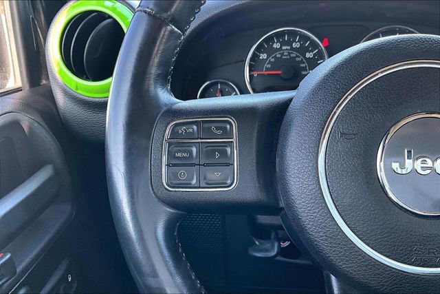 Used 2015 Jeep Wrangler Unlimited Sahara w/ Max Tow Package image 10