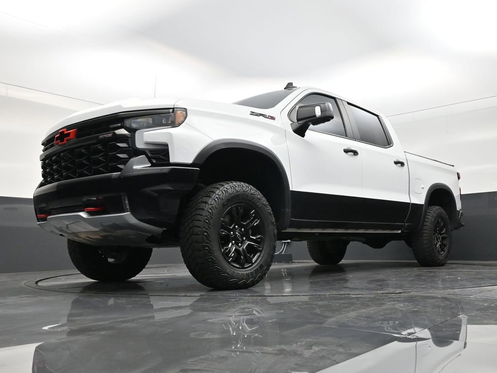 Used 2022 Chevrolet Silverado 1500 ZR2 w/ Technology Package image 20