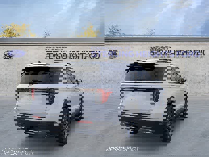 New 2026 Ford Explorer Active w/ Active Comfort Package image 8