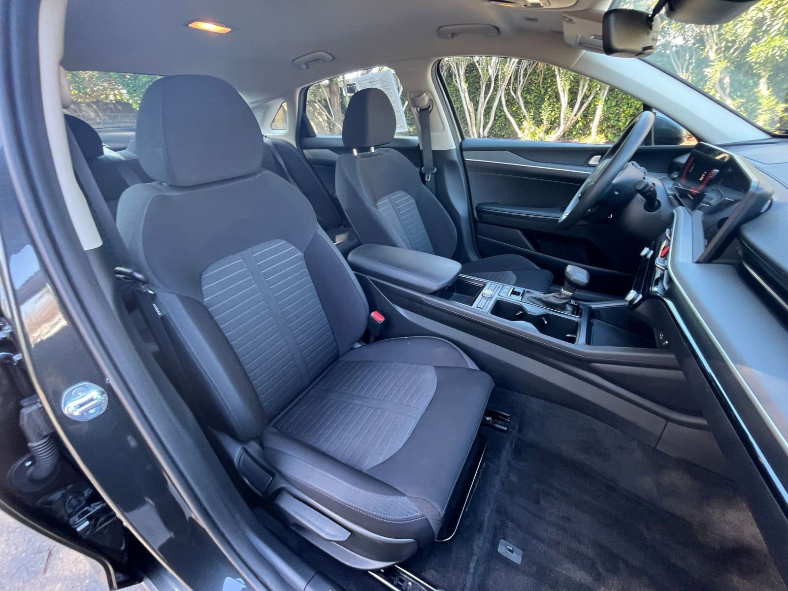 Used 2025 Kia K5 LXS image 35