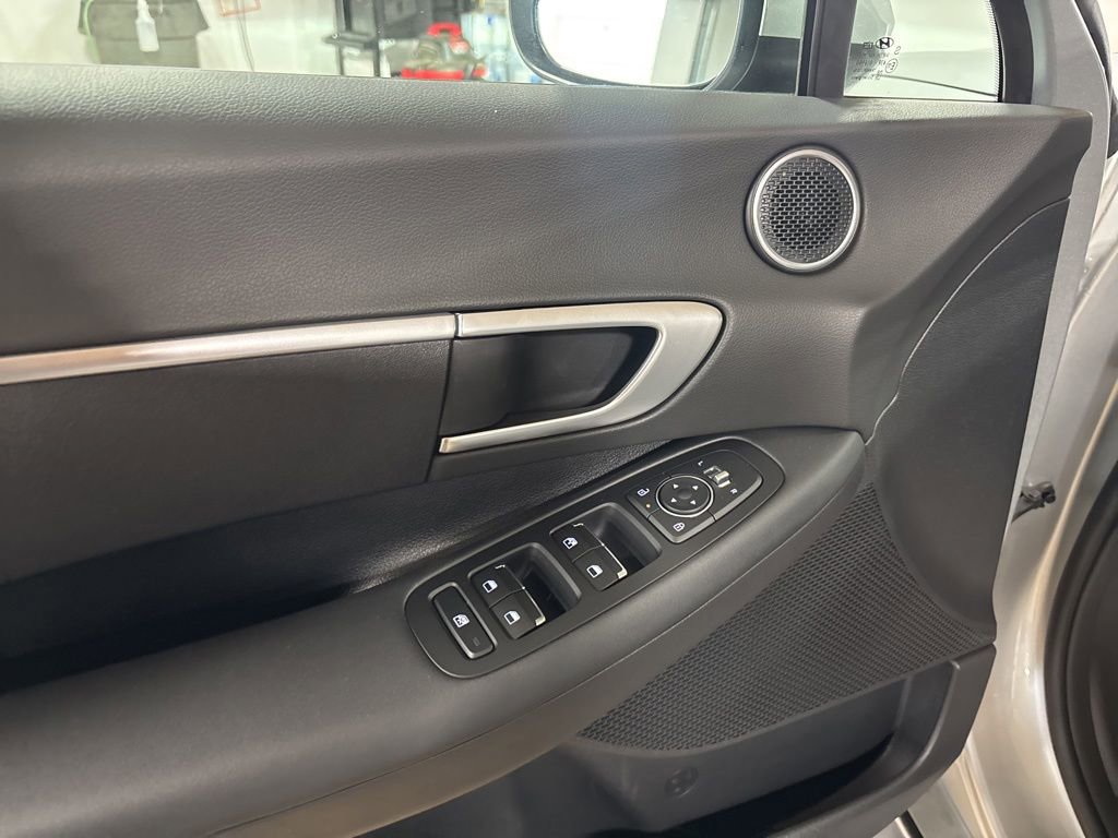New 2026 Hyundai Sonata SE FWD image 10